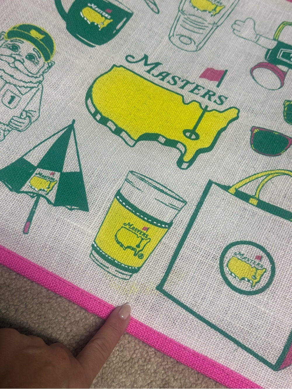 Masters 2026
Tournament Pink Trim Jute
Tote Bag - Yellow & Green
Graphics - Picture 4 of 6